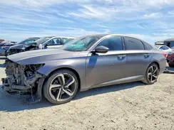 1HGCV1F35JA057734 2018 HONDA ACCORD