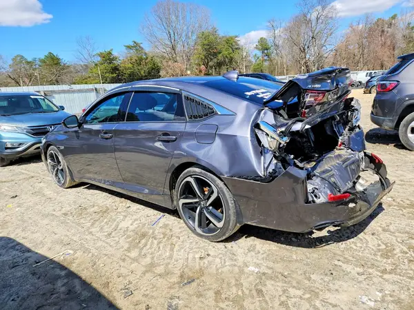 1HGCV1F35JA060164 2018 HONDA ACCORD - Image 2