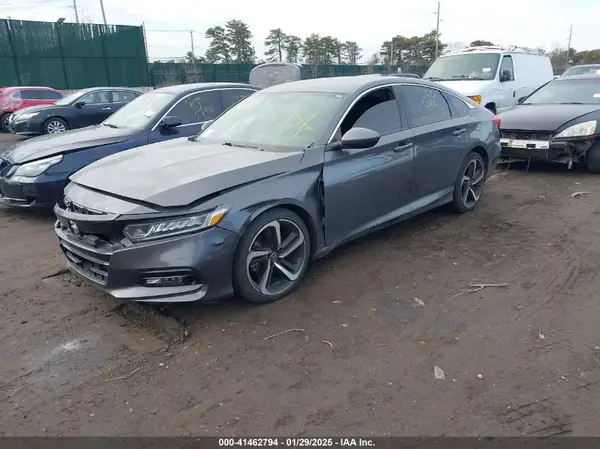 1HGCV1F35JA063632 2018 HONDA ACCORD - Image 2