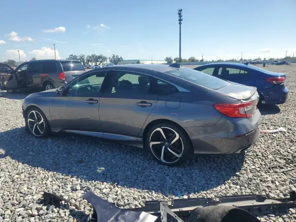 1HGCV1F35JA076686 2018 HONDA ACCORD - Image 2