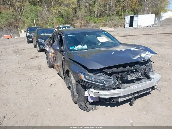 1HGCV1F35JA082777 2018 HONDA ACCORD - Image 1