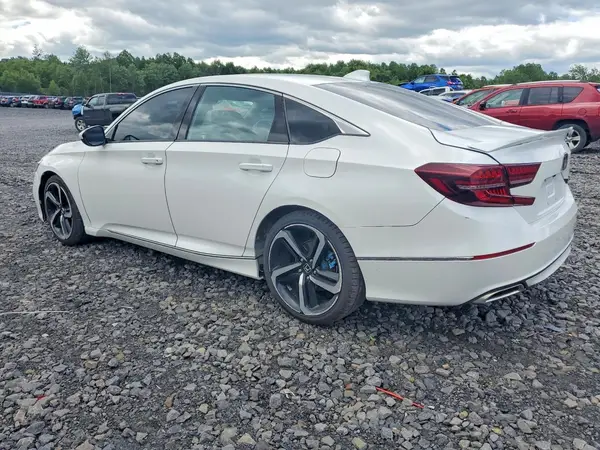 1HGCV1F35JA085470 2018 HONDA ACCORD - Image 2