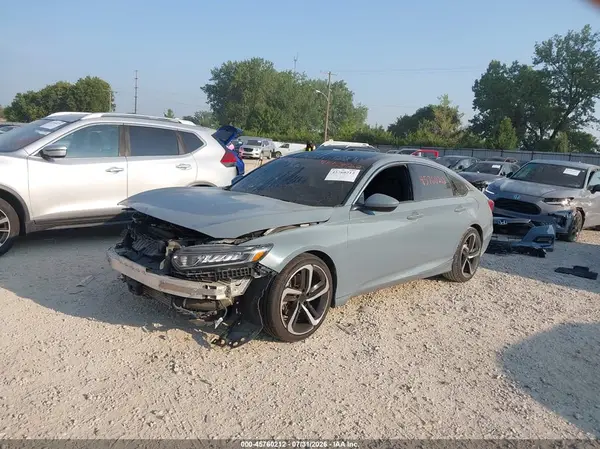 1HGCV1F35JA095271 2018 HONDA ACCORD - Image 2
