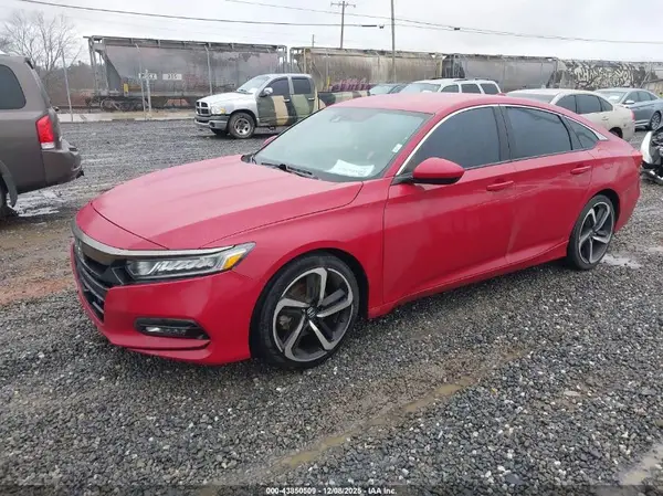 1HGCV1F35JA096811 2018 HONDA ACCORD - Image 2