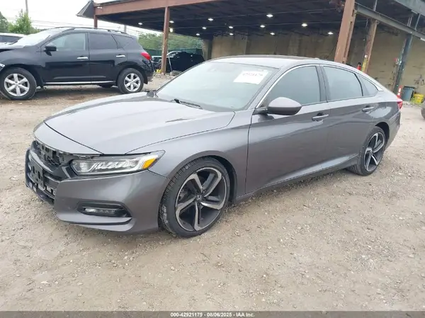 1HGCV1F35JA097019 2018 HONDA ACCORD - Image 2