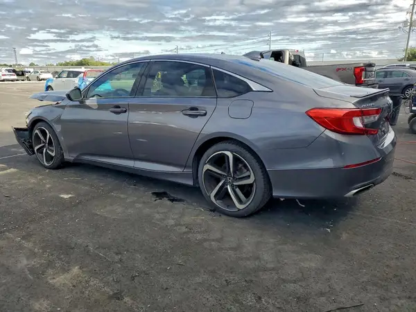 1HGCV1F35JA097957 2018 HONDA ACCORD - Image 2
