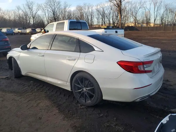 1HGCV1F35JA108665 2018 HONDA ACCORD - Image 2