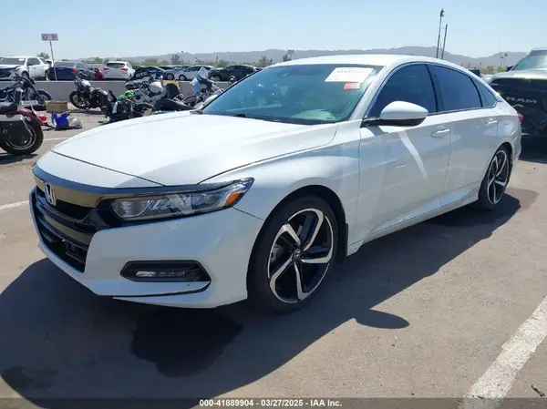 1HGCV1F35JA119374 2018 HONDA ACCORD - Image 2