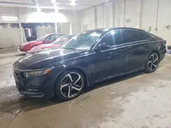 1HGCV1F35JA126194 2018 HONDA ACCORD