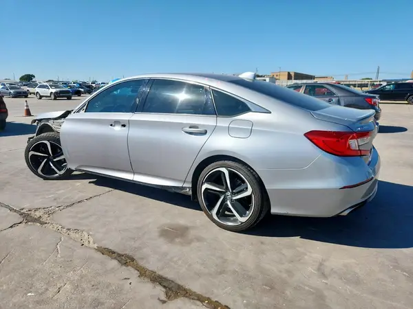 1HGCV1F35JA131511 2018 HONDA ACCORD - Image 2