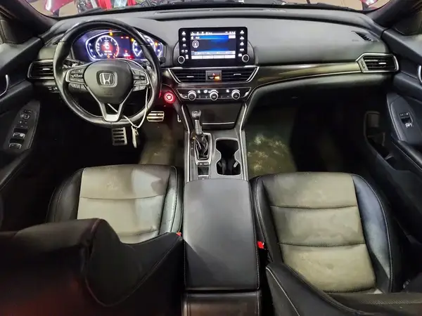 1HGCV1F35JA135557 2018 HONDA ACCORD - Image 8