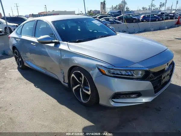 1HGCV1F35JA143559 2018 HONDA ACCORD - Image 1