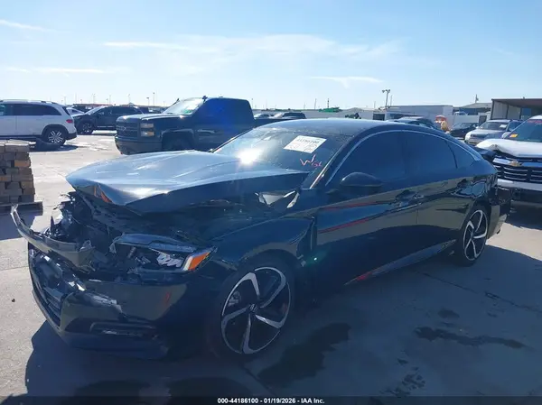 1HGCV1F35JA143934 2018 HONDA ACCORD - Image 2