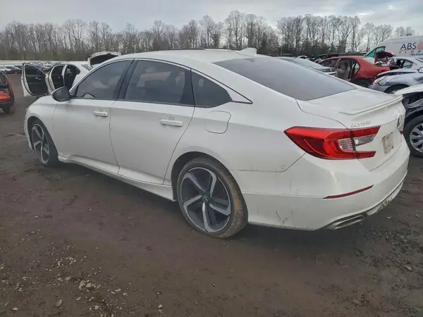 1HGCV1F35JA147224 2018 HONDA ACCORD - Image 2