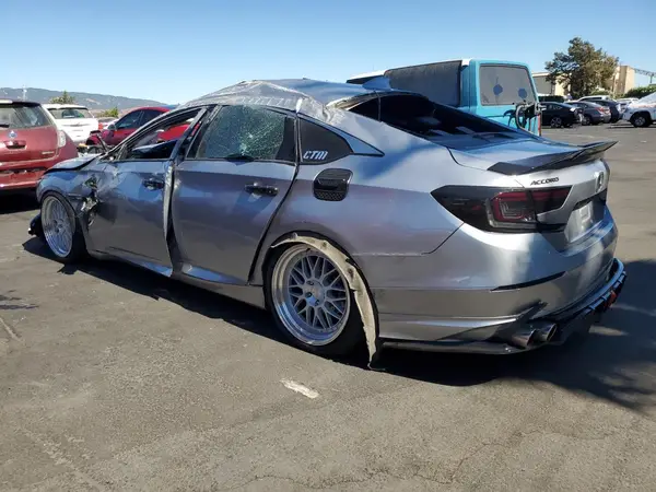 1HGCV1F35JA150267 2018 HONDA ACCORD - Image 2