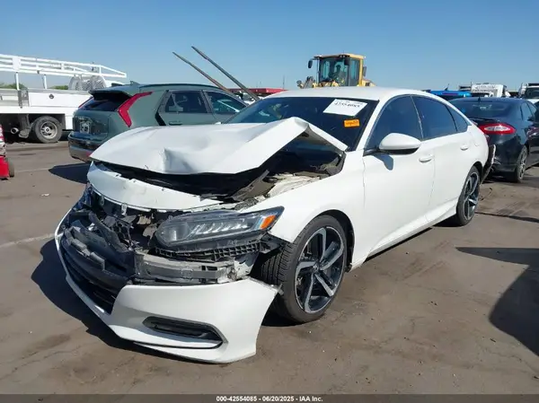 1HGCV1F35JA153704 2018 HONDA ACCORD - Image 2