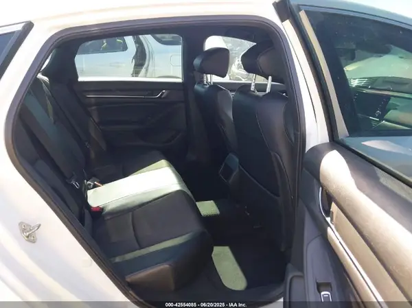 1HGCV1F35JA153704 2018 HONDA ACCORD - Image 8