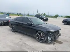 1HGCV1F35JA161625 2018 HONDA ACCORD