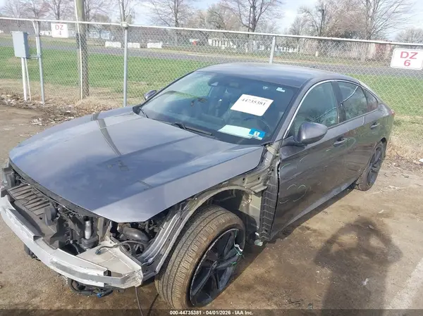 1HGCV1F35JA163018 2018 HONDA ACCORD - Image 2