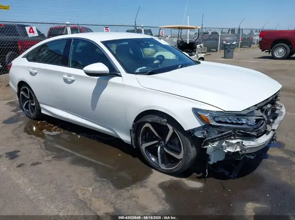 1HGCV1F35JA165545 2018 HONDA ACCORD - Image 1