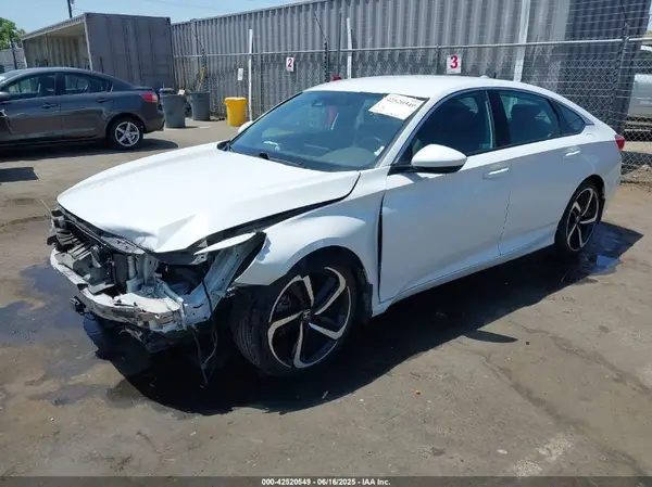 1HGCV1F35JA165545 2018 HONDA ACCORD - Image 2