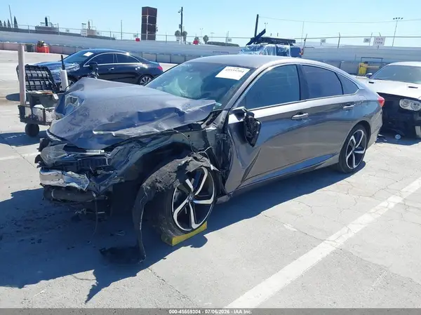 1HGCV1F35JA167005 2018 HONDA ACCORD - Image 2