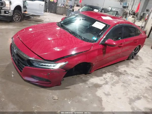 1HGCV1F35JA168090 2018 HONDA ACCORD - Image 2