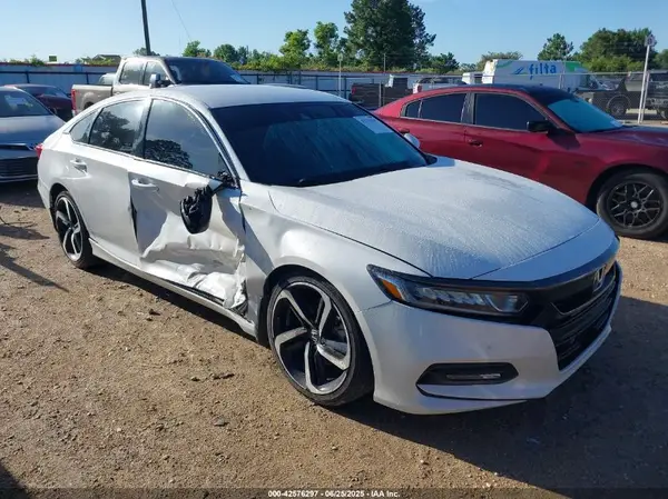 1HGCV1F35JA170597 2018 HONDA ACCORD - Image 1