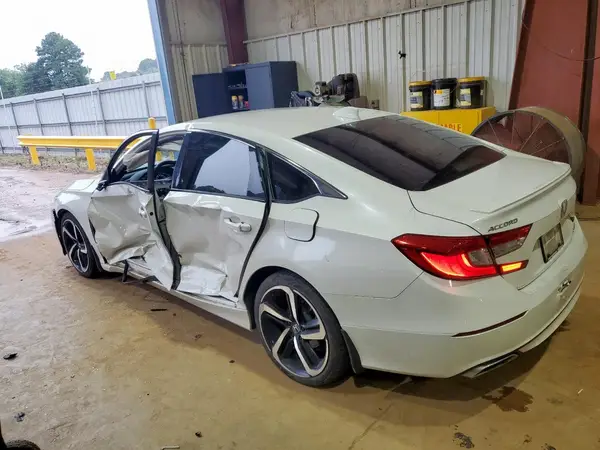 1HGCV1F35JA176707 2018 HONDA ACCORD - Image 2