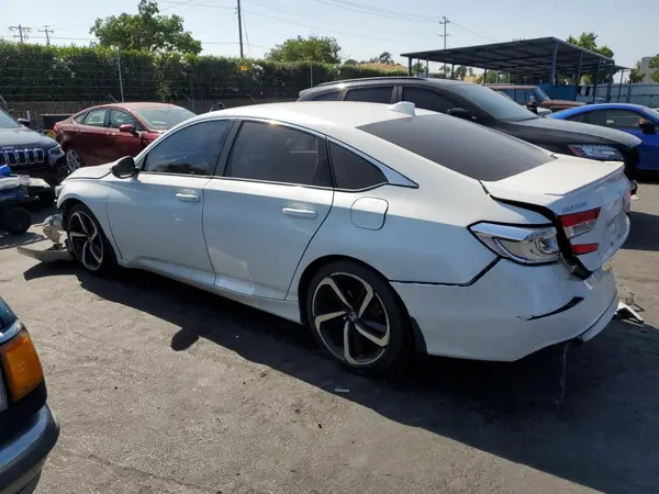 1HGCV1F35JA177873 2018 HONDA ACCORD - Image 2