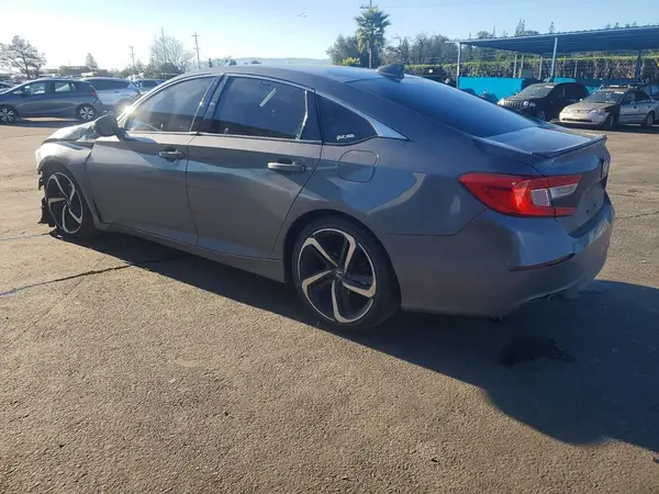 1HGCV1F35JA184094 2018 HONDA ACCORD - Image 2