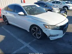 1HGCV1F35JA184645 2018 HONDA ACCORD