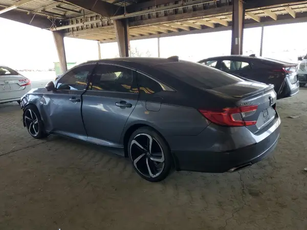 1HGCV1F35JA186136 2018 HONDA ACCORD - Image 2