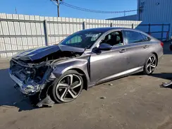 1HGCV1F35JA197704 2018 HONDA ACCORD