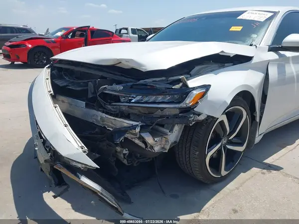 2018 HONDA ACCORD IAAI lot 45683095 auction photo 6