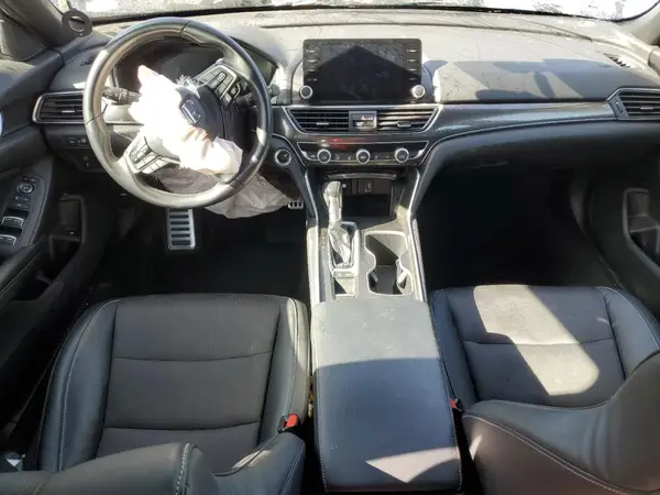 1HGCV1F35JA205056 2018 HONDA ACCORD - Image 8