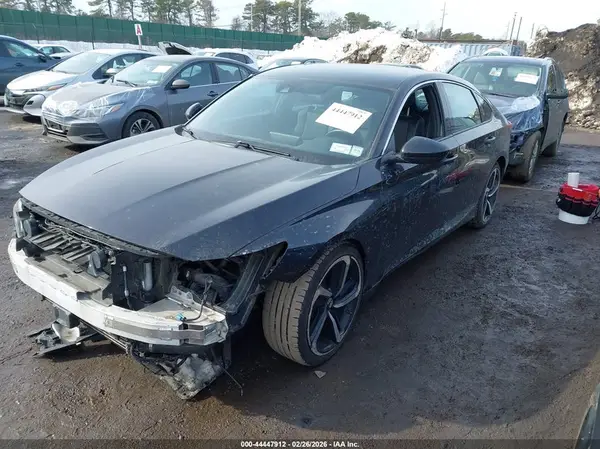1HGCV1F35JA205073 2018 HONDA ACCORD - Image 2