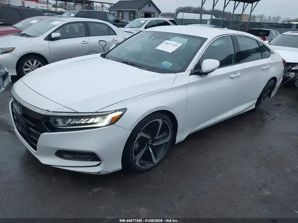1HGCV1F35JA209396 2018 HONDA ACCORD - Image 2