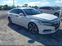 1HGCV1F35JA211715 2018 HONDA ACCORD