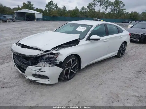 1HGCV1F35JA212749 2018 HONDA ACCORD - Image 2