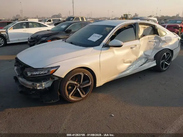 1HGCV1F35JA212802 2018 HONDA ACCORD - Image 2