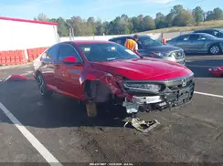1HGCV1F35JA217823 2018 HONDA ACCORD