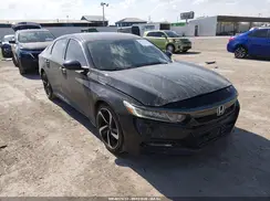 1HGCV1F35JA225579 2018 HONDA ACCORD