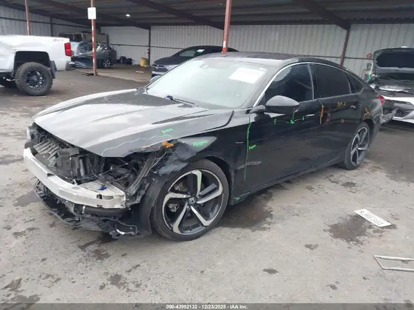 1HGCV1F35JA226683 2018 HONDA ACCORD - Image 2