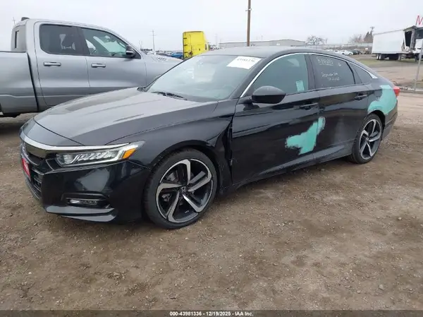 1HGCV1F35JA227283 2018 HONDA ACCORD - Image 2