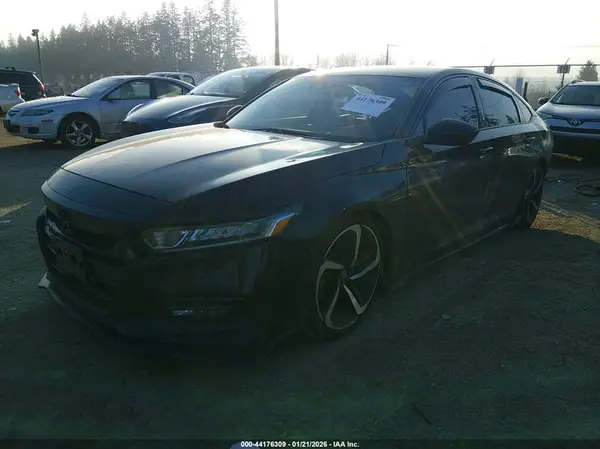 1HGCV1F35JA232466 2018 HONDA ACCORD - Image 2