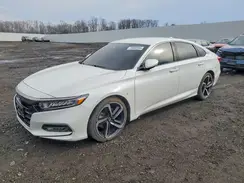 1HGCV1F35JA233990 2018 HONDA ACCORD