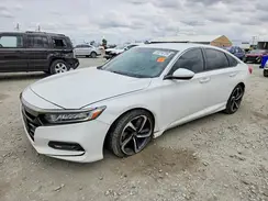 1HGCV1F35JA235562 2018 HONDA ACCORD