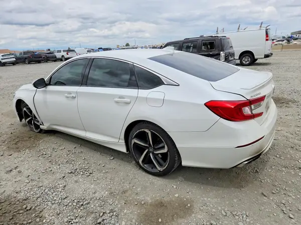 1HGCV1F35JA235562 2018 HONDA ACCORD - Image 2