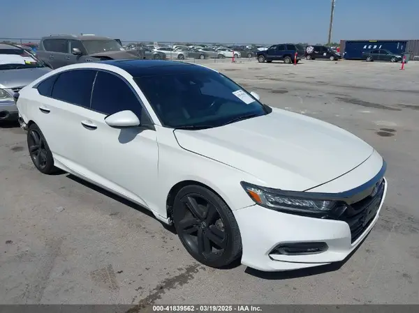 1HGCV1F35JA235643 2018 HONDA ACCORD - Image 1